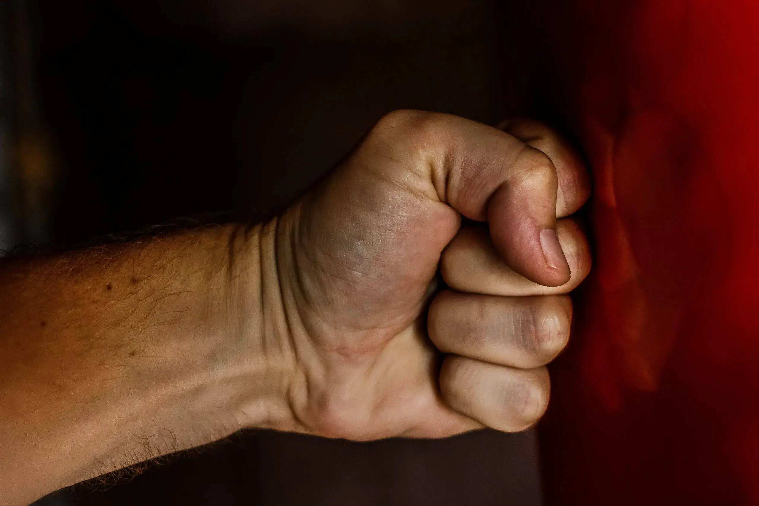 libérer la puissance du panantukan maîtriser l'art de la boxe des philippines