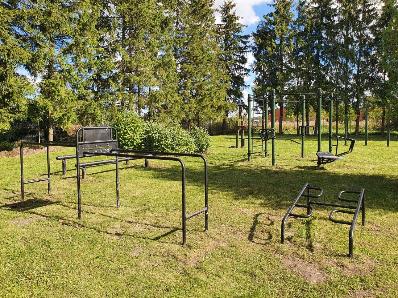 quelle structure sportive extérieure pour votre lycée