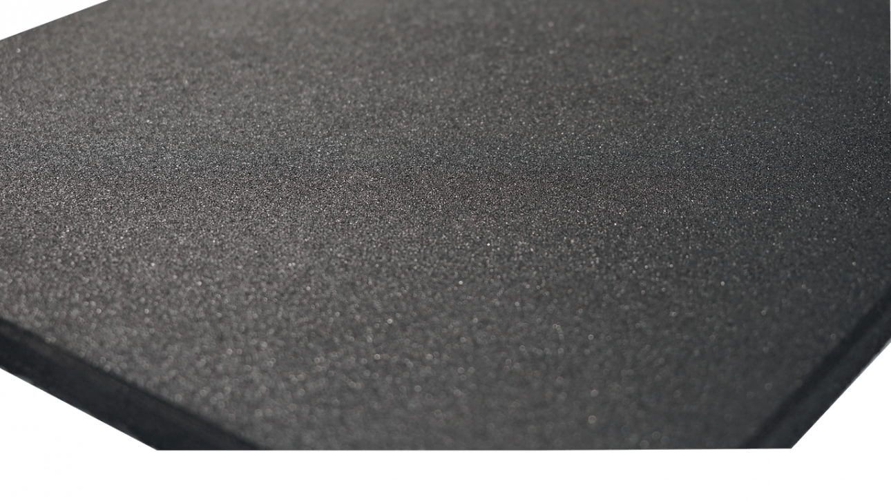 quels sont les avantages des tapis et dalles en caoutchoucs