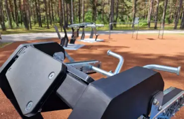 Équipements de fitness en plein air à vendre avec light in fitness
