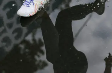 COURIR SOUS LA PLUIE - IMMUNITÉ AUX CHUTES