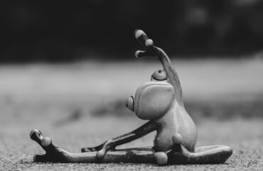 La posture de la grenouille peut-elle vraiment aider à soulager la douleur, la circulation, la digestion, le stress et une meilleure sexualité