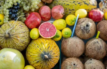QUELS VITAMINES ET MINÉRAUX VALENT LA PEINE D’ÊTRE COMBINÉS