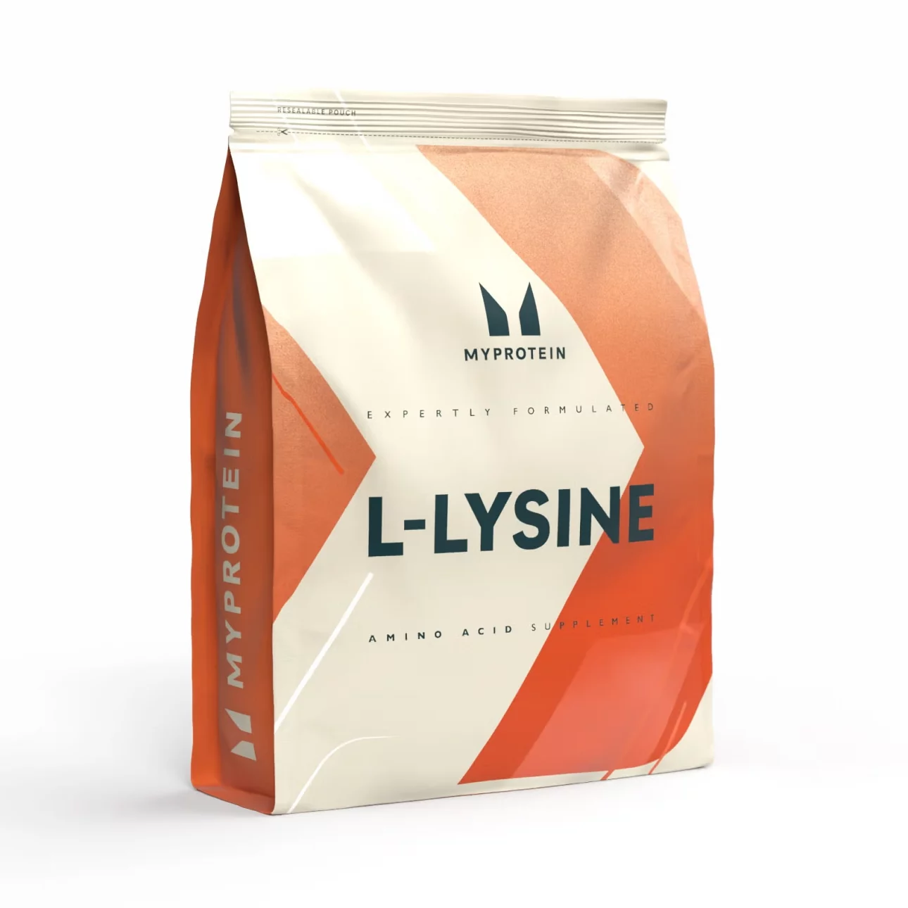 Complément en vitamine C avec lysine — Sachet sur fond neutre, illustration de nutrition santé, immunité renforcée, récupération musculaire et bien-être général.