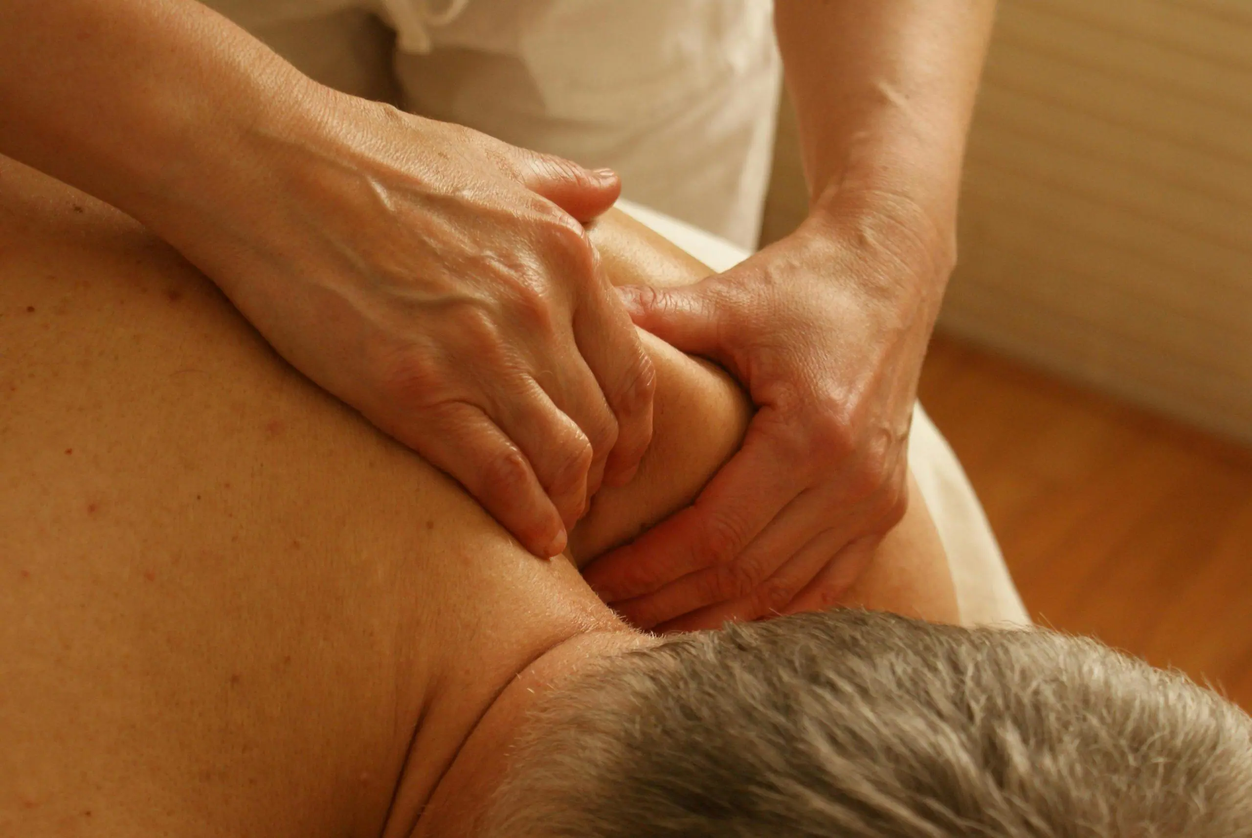 Conflit sous-acromial – symptômes, causes, traitement