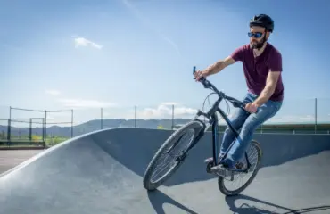 les meilleures applications des pump tracks en polyester renforcé de fibre de verre sports, loisirs et espaces publics Les Meilleures Applications des Pump Tracks en Polyester Renforcé de Fibre de Verre Sports, Loisirs et Espaces Publics