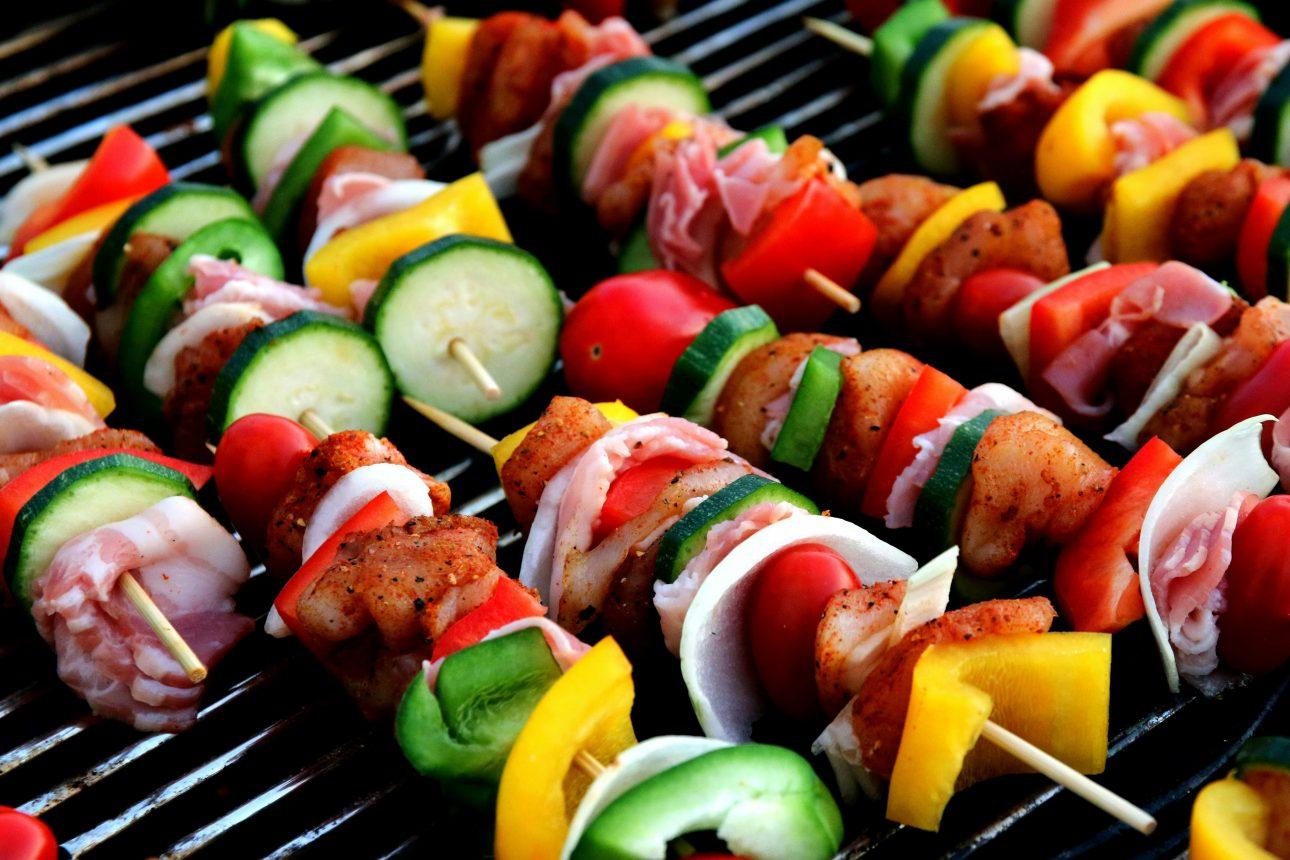Plats au barbecue – des options saines et savoureuses pour tous