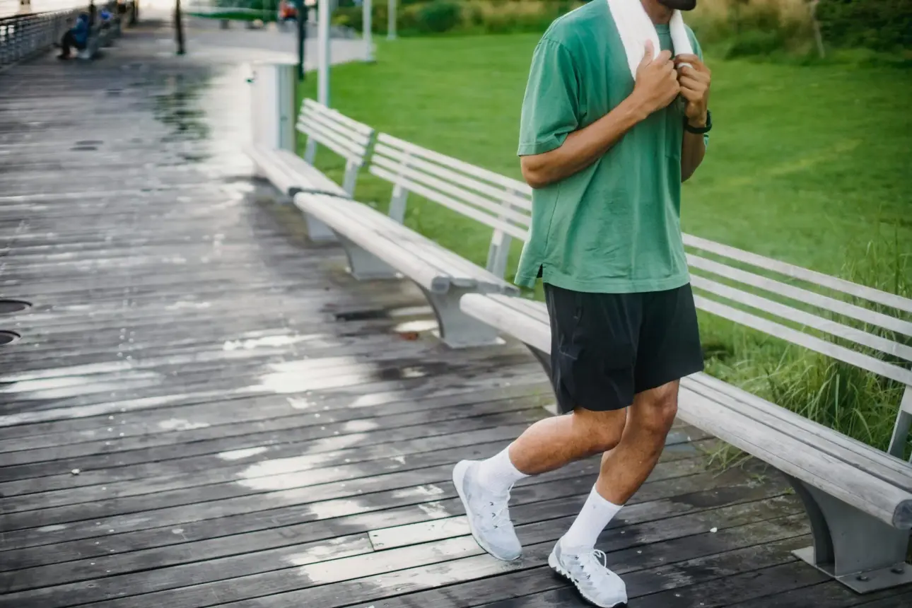 Pourquoi intégrer la marche dans votre routine de sèche musculaire