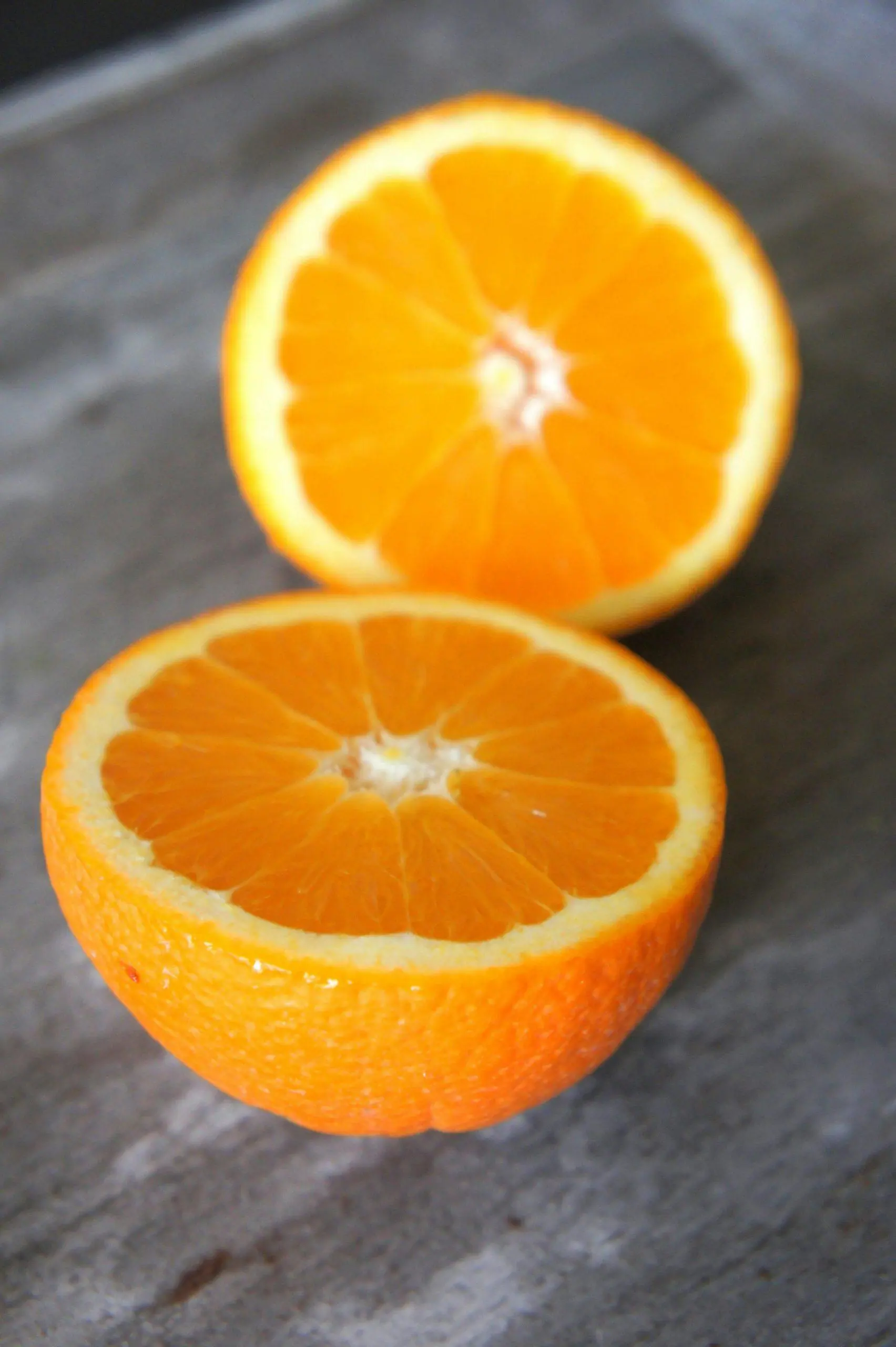 Quelle quantité de vitamine C contient une orange en grammes