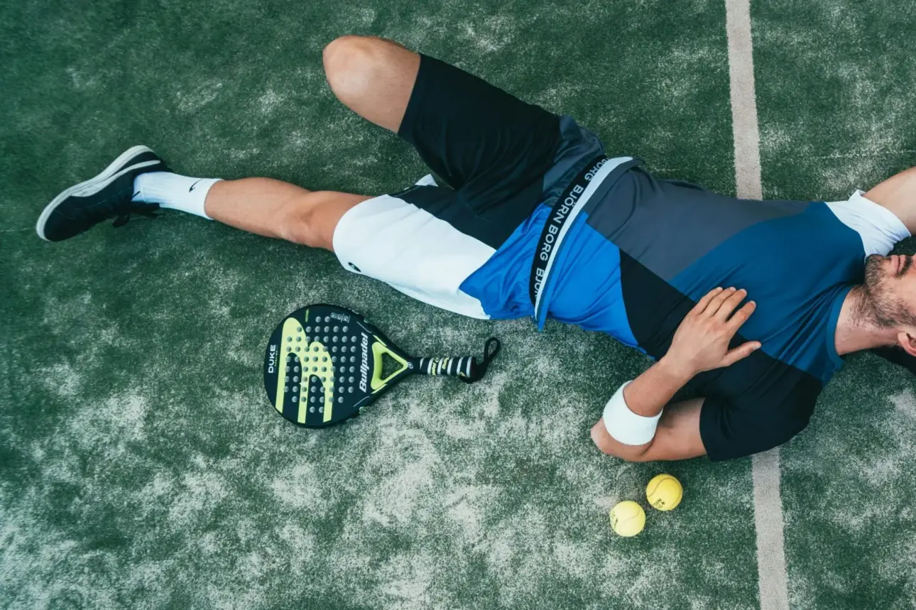 Quel terrain de padel acheter pour un club ou une collectivité prix dimensions normes FFT et livraison en France