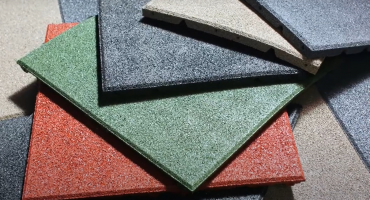 Quelle est la norme EN 1177:2018 + A1:2024 et comment garantit-elle la sécurité des sols amortissants pour aires de jeux et espaces sportifs extérieurs