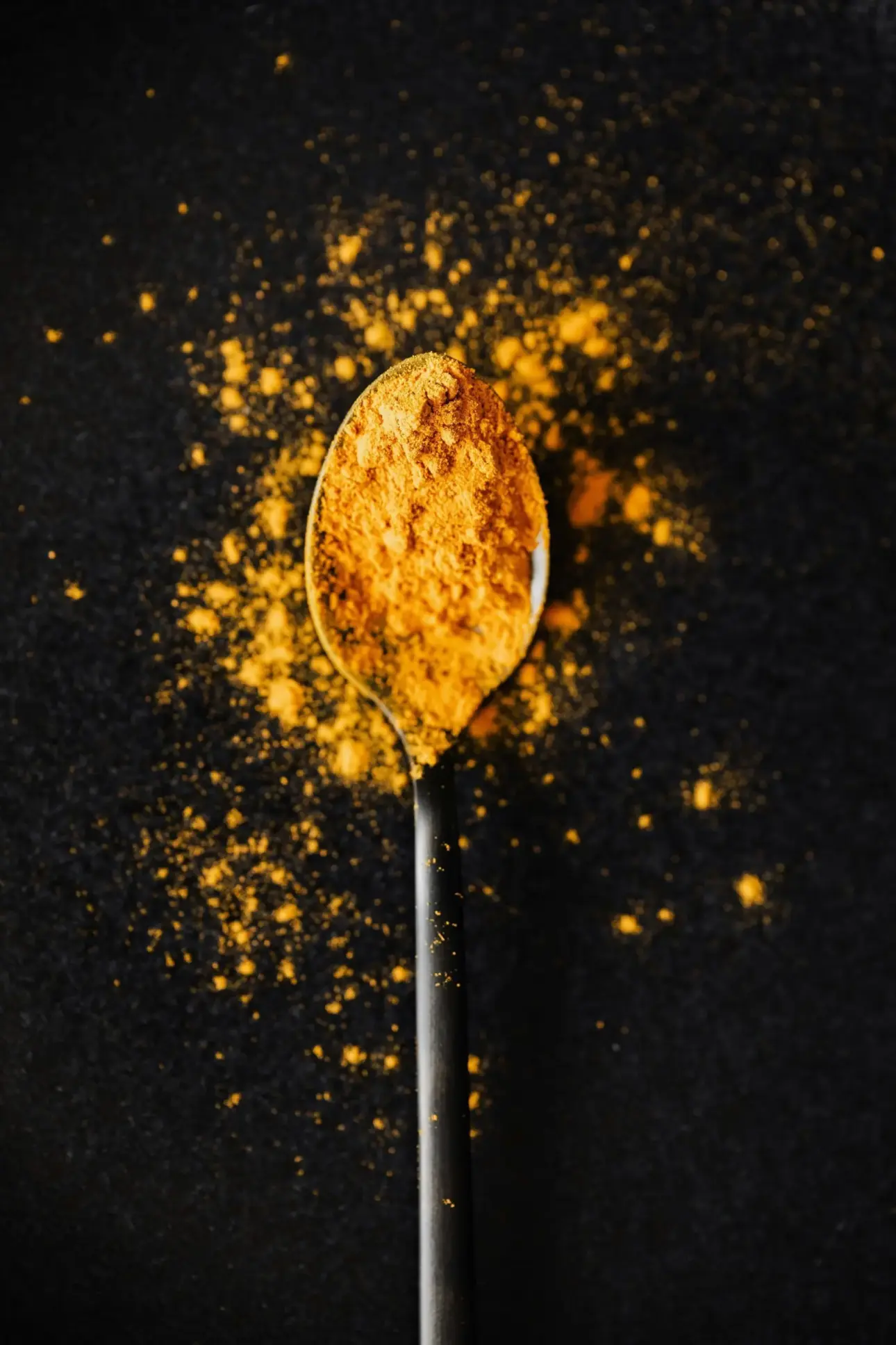 10 bienfaits du curcuma et de la curcumine (et comment l’utiliser)