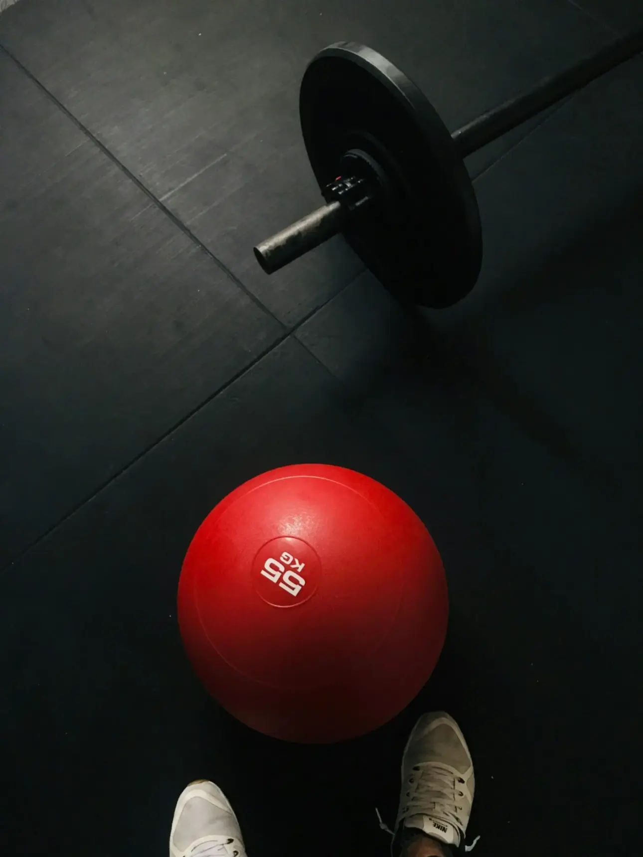 Densité d’un sol sportif pourquoi 900 kgm³ est (souvent) un piège — le guide pro pour choisir sans regrets