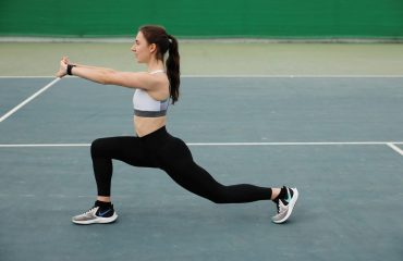 que faire si vos genoux vous font mal pendant les squats ou les fentes Que faire si vos genoux vous font mal pendant les squats ou les fentes