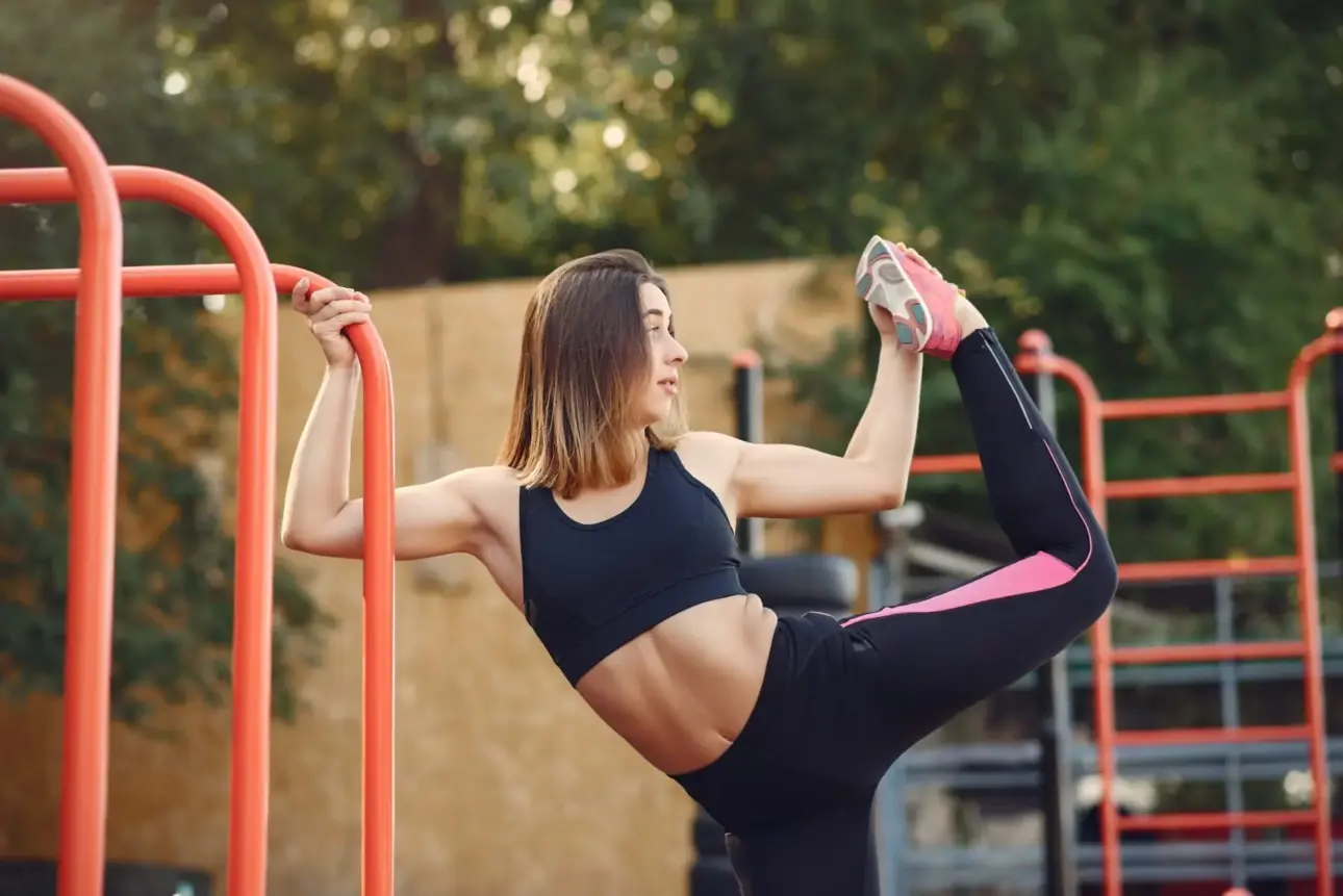 Pourquoi Light In Fitness se positionne comme le fabricant & distributeur n°1 en France sur les Équipements de parcours de santé outdoor Fitness professionnels