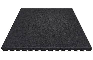 Tapis de sol en caoutchouc noir texturé avec bords striés.