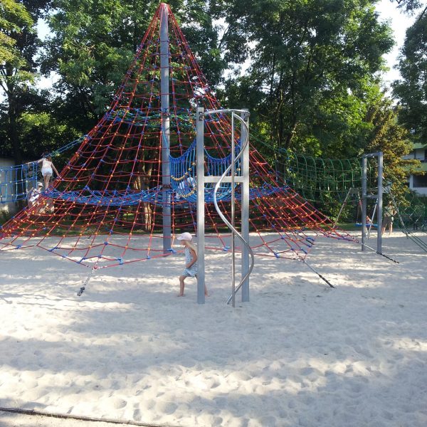pyramide de jeu en corde 7 m vue detaillee 3