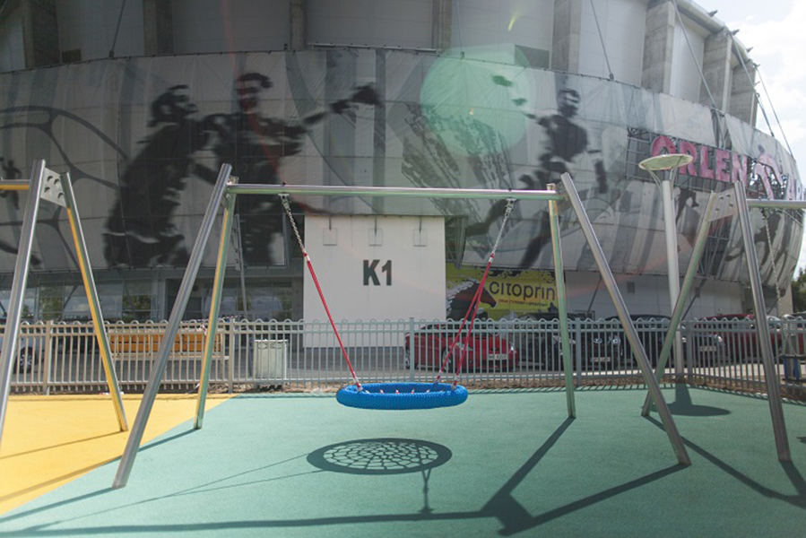 balancoire nid pour aire de jeux exterieure