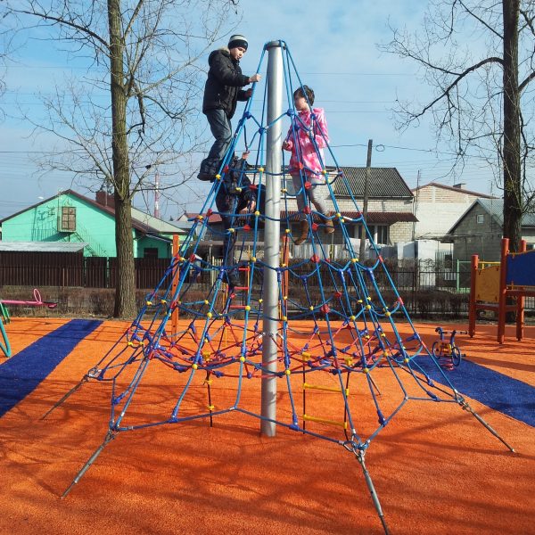 pyramide de jeu en corde 3,6 m vue laterale