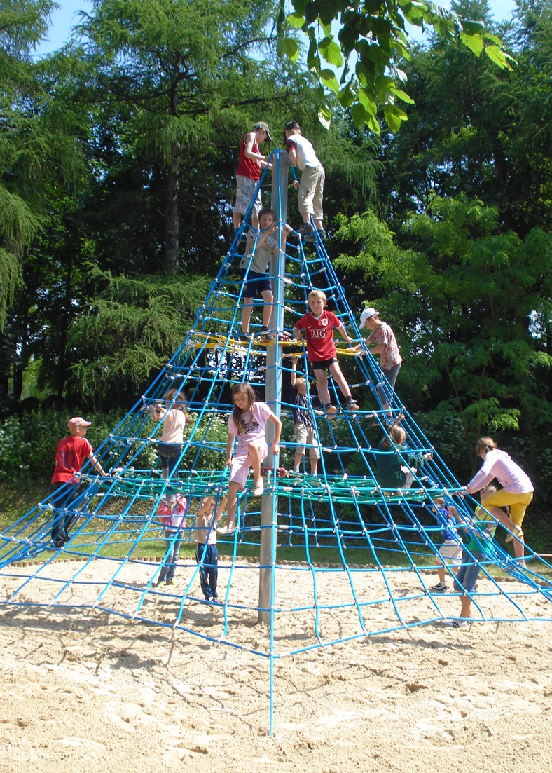 pyramide de jeu en corde 5 m vue detaillee 1