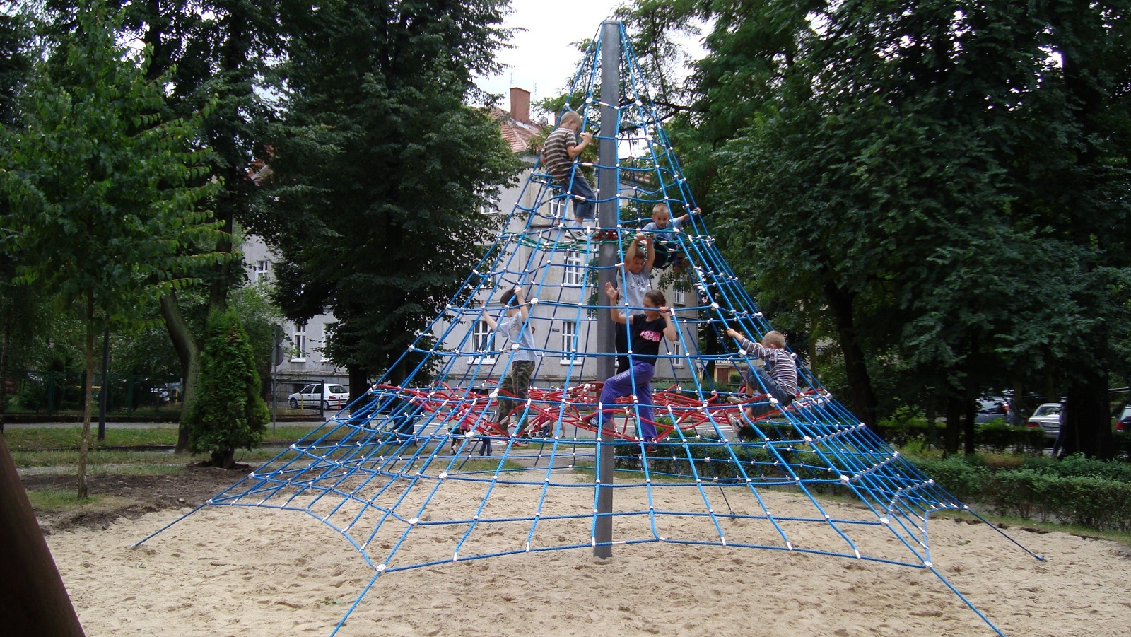 pyramide de jeu en corde 5 m vue detaillee 3