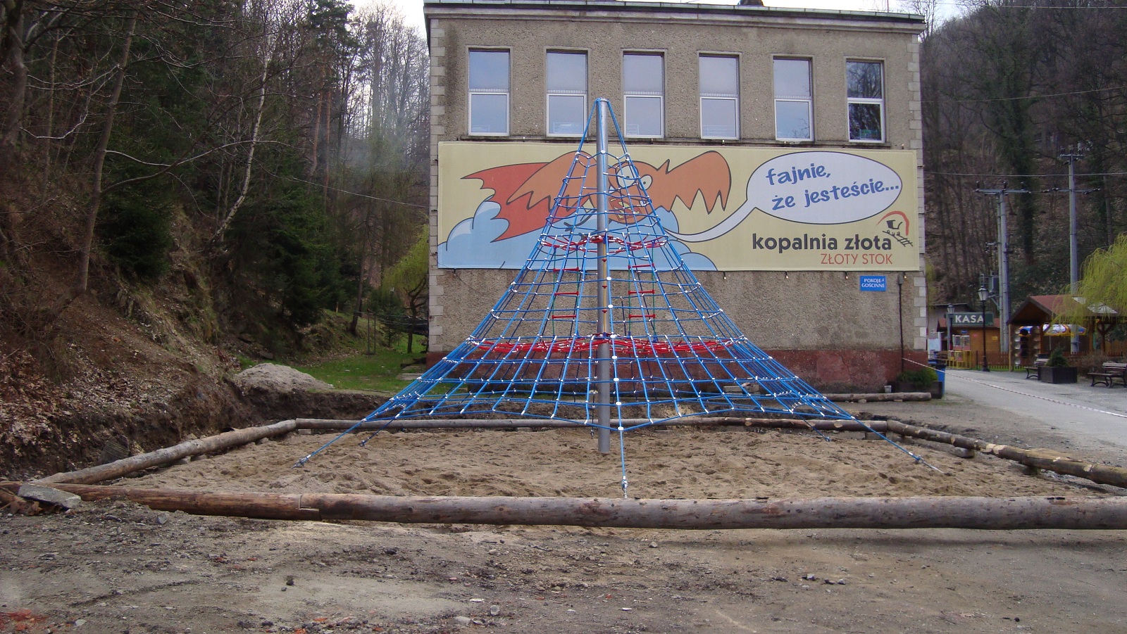 pyramide de jeu en corde 5 m vue detaillee 5