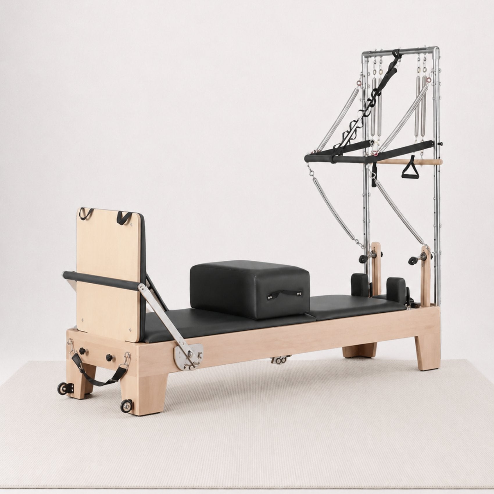 Reformer Pilates Essential avec tour demi-trapèze, vue 1