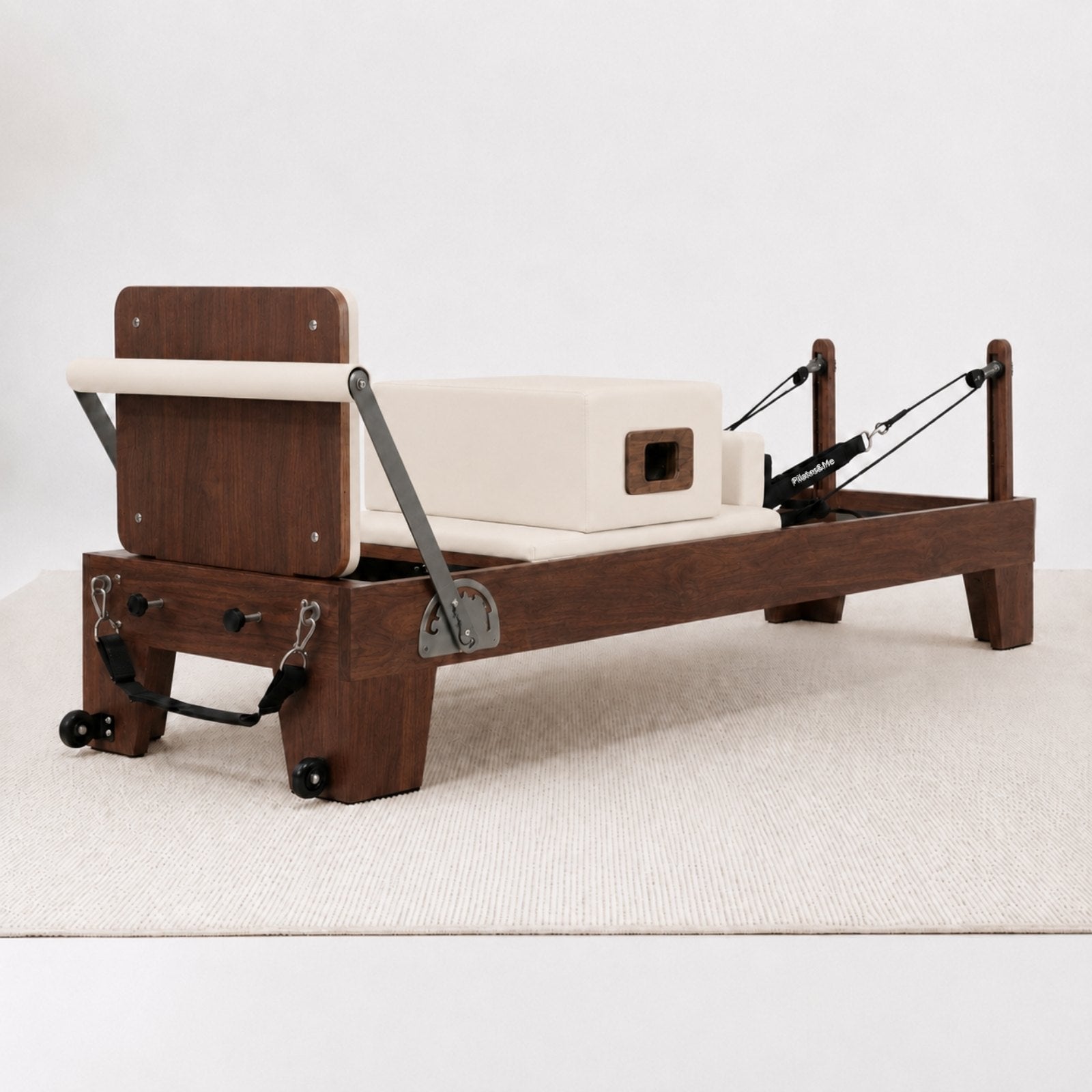 Reformer Pilates Heritage en noyer massif, sellerie crème, vue 1