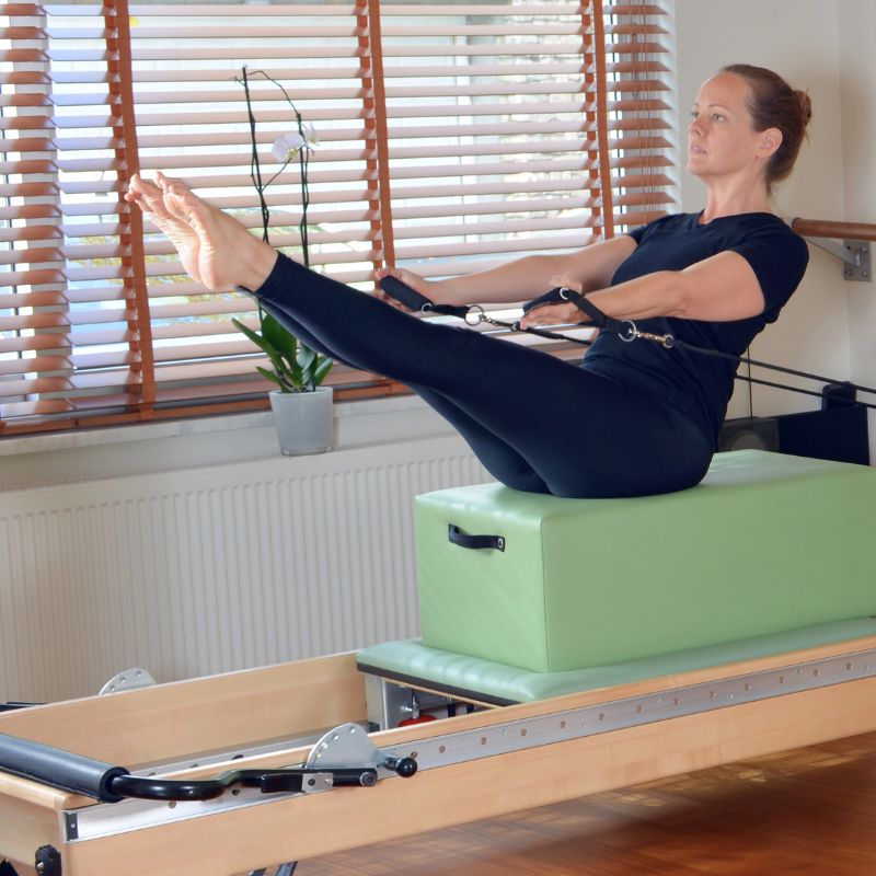 Reformer Pilates Track avec rail de glissière gradué, vue 3
