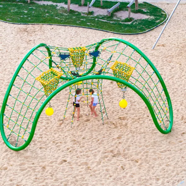 Evolo - Tubular Climbing Dome on Three Supports