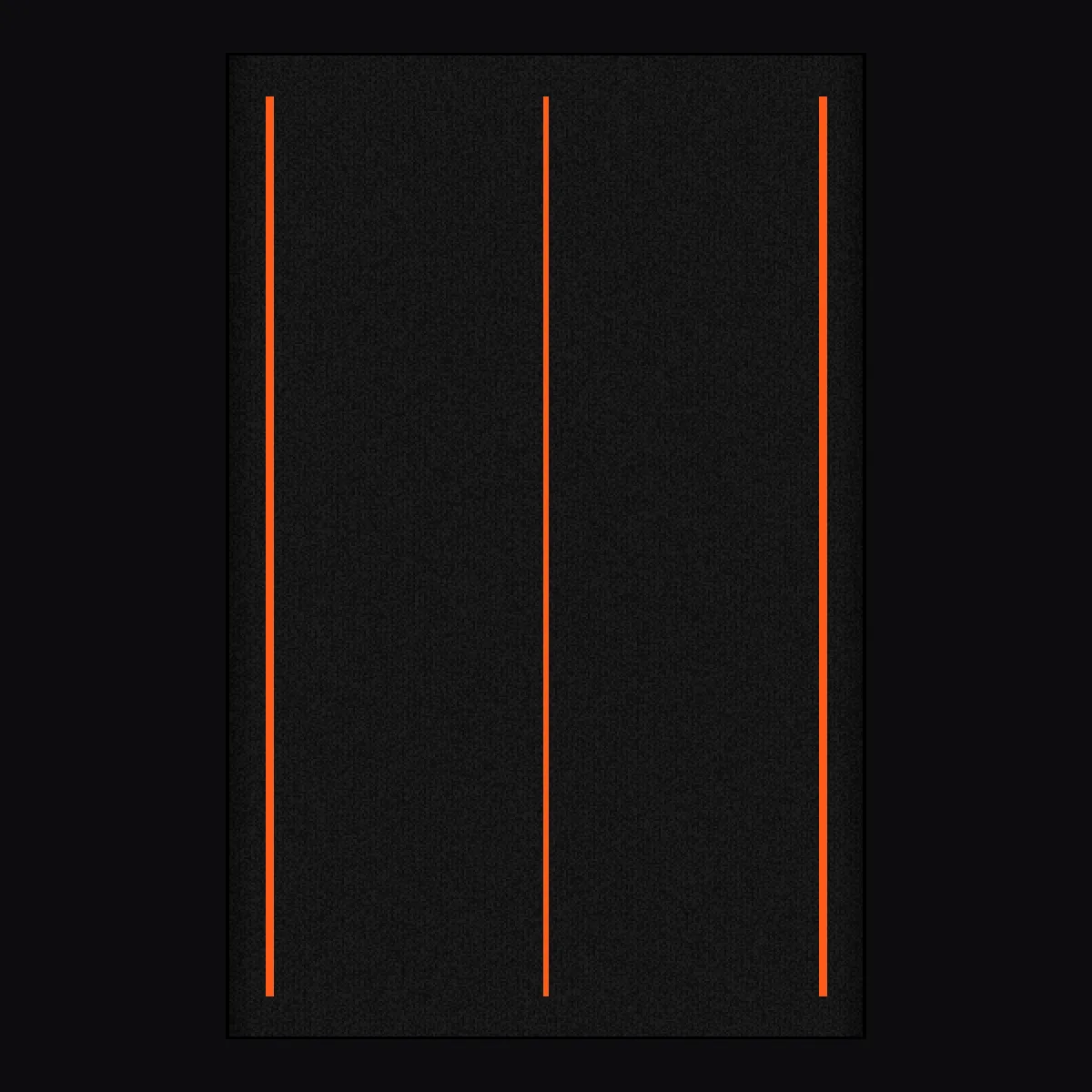 Piste Gazon 16 mm H2, vue de dessus, marquage orange sur gazon noir