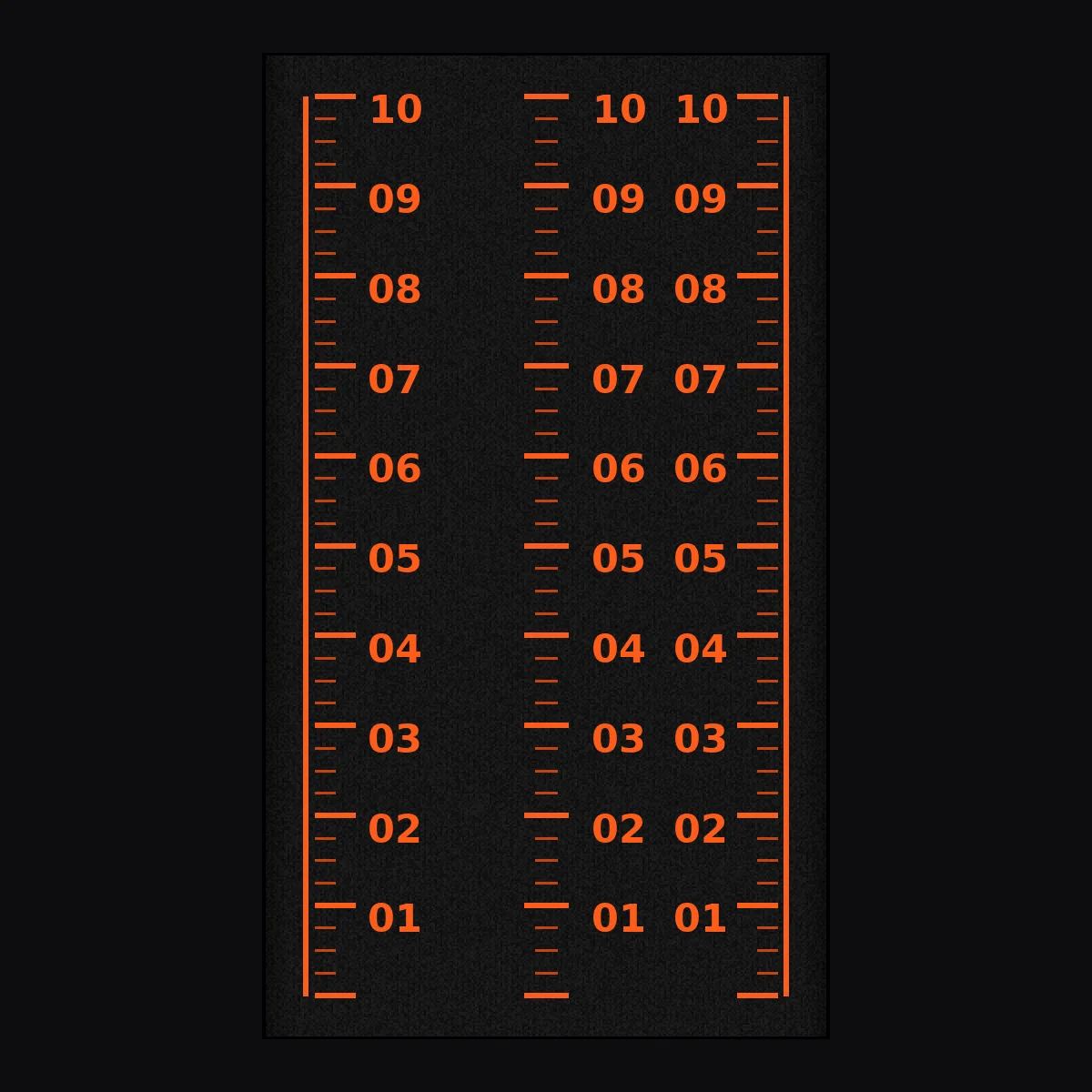 Piste Gazon 16 mm Graduée S-004, vue de dessus, marquage orange sur gazon noir