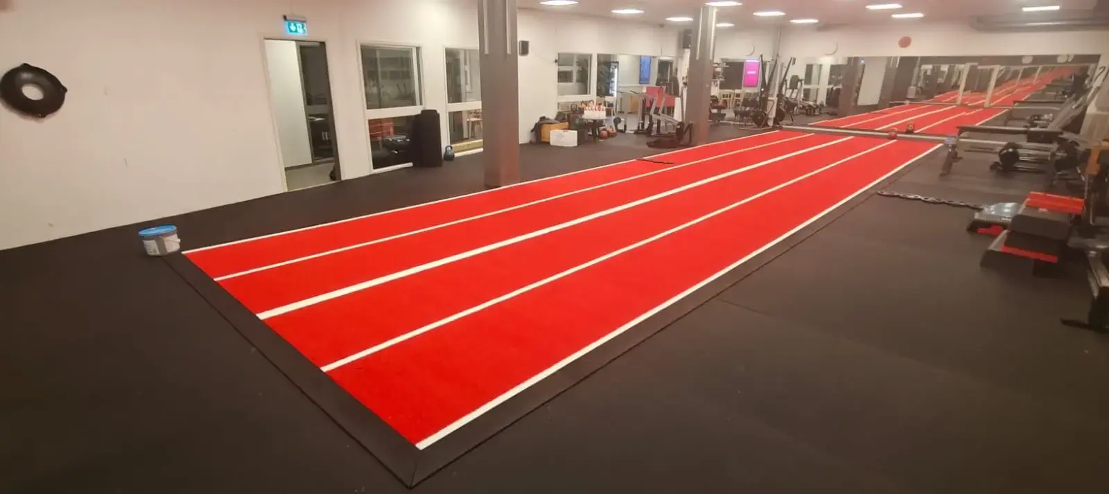Sprintbaan kunstgras 2 m breed, sledwerk en snelheid